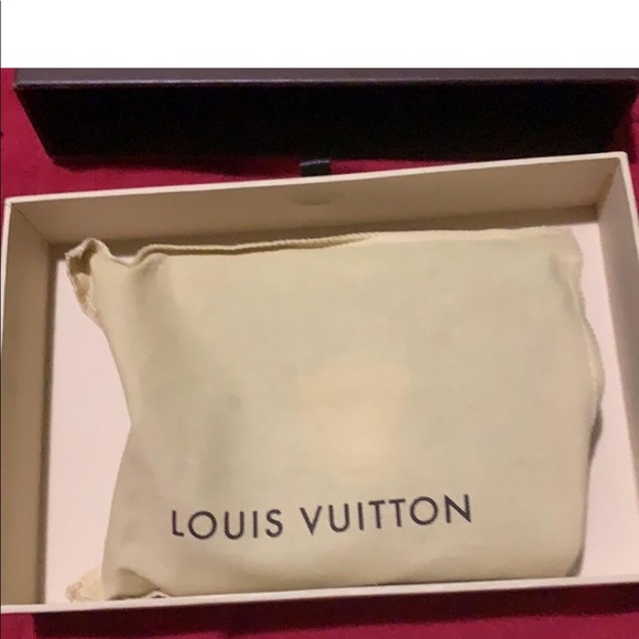 Louis Vuitton wallet - Picture 6 of 9